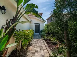 Picture of 158 Eveningstar Cay, Naples, FL 34114