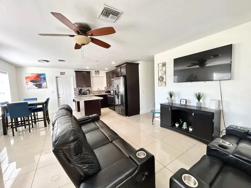 Picture of 5561 SW 6Th St, Margate FL 33068