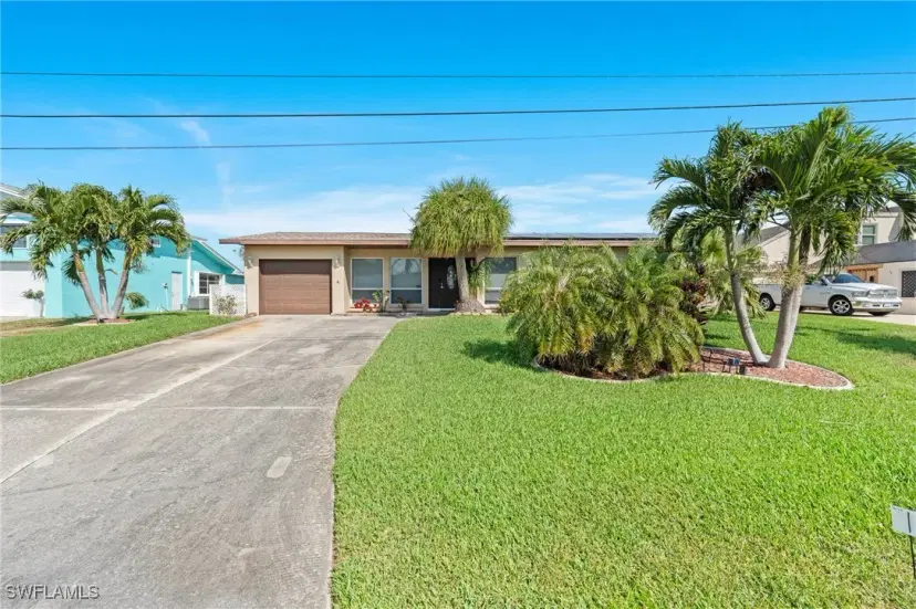 Picture of 1425 SE 29Th Ter, Cape Coral FL 33904