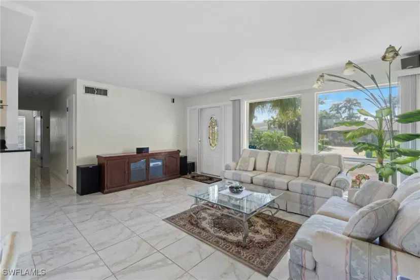 Picture of 1425 SE 29Th Ter, Cape Coral FL 33904