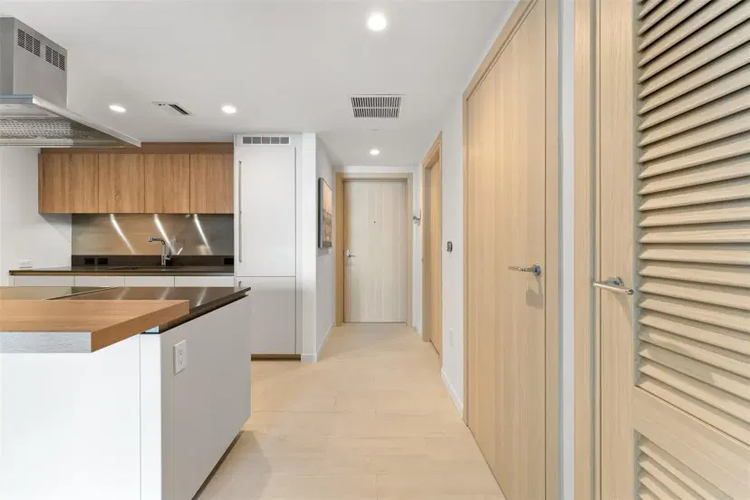 Picture of 1000 Brickell Plz 3103, Miami FL 33131