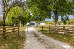 Picture of 6030 Pangola Rd, Fort Myers, FL 33905
