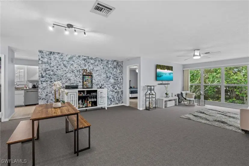 Picture of 159 Bristol Ln B, Naples FL 34112