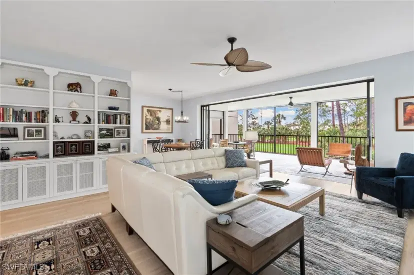 Picture of 764 Eagle Creek Dr 204, Naples FL 34113