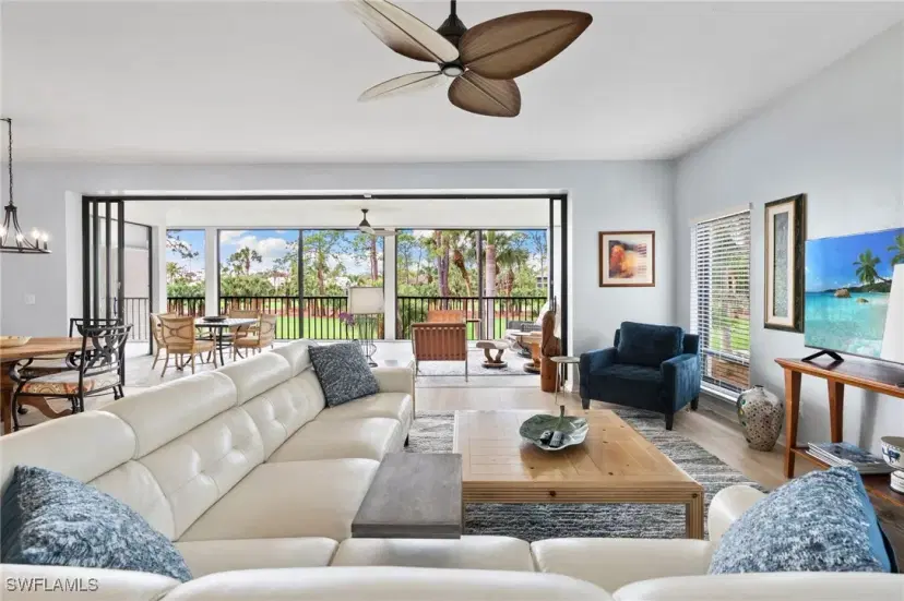 Picture of 764 Eagle Creek Dr 204, Naples FL 34113