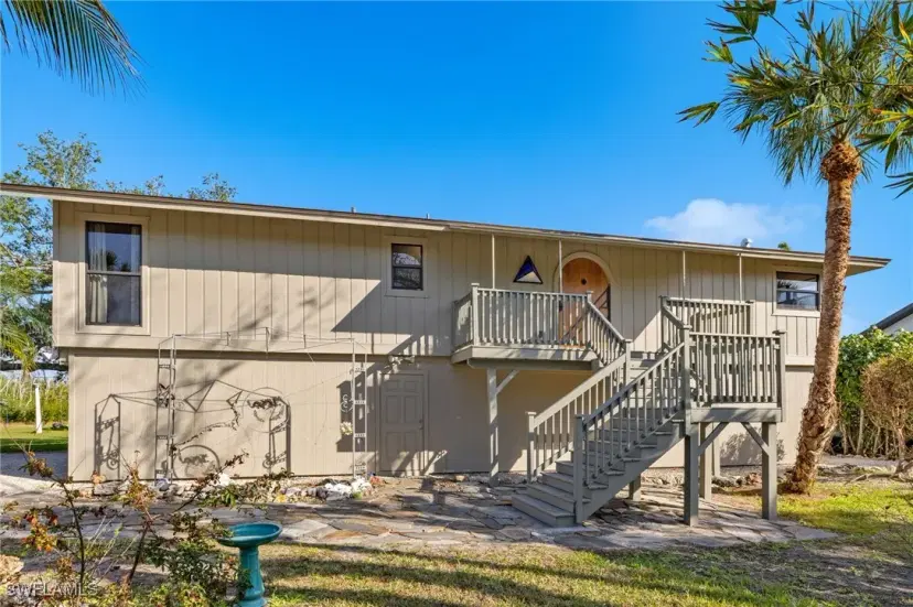 Picture of 13290 Electron Dr, Fort Myers FL 33908