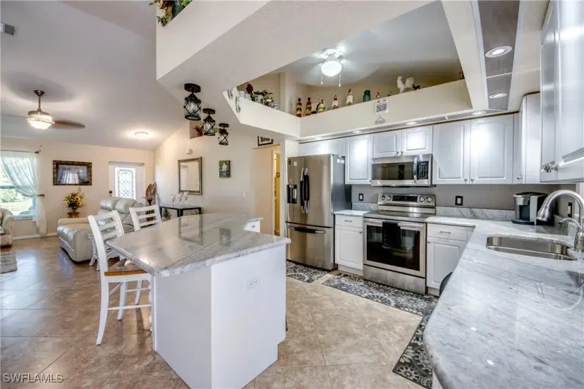 Picture of 840 SW 23Rd St, Cape Coral FL 33991