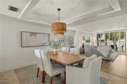 Picture of 200 Periwinkle Way 211, Sanibel, FL 33957