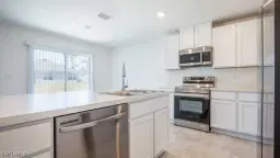Picture of 102 Opal Ct, Lehigh Acres, FL 33974
