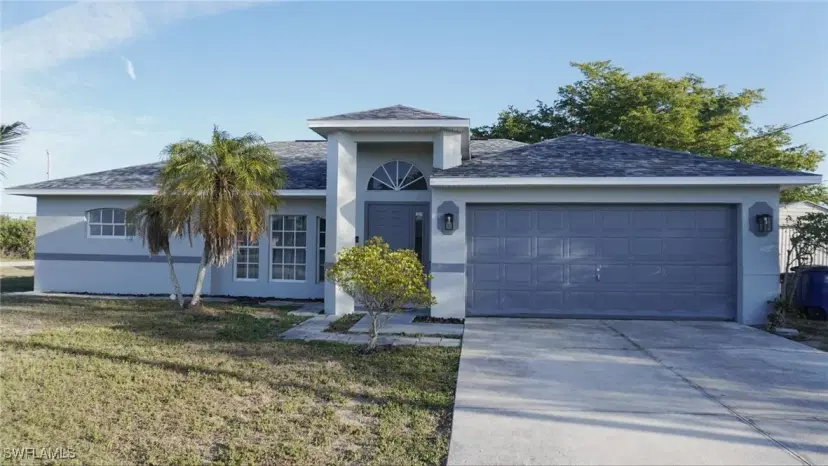 Picture of 205 Mossrosse St, Fort Myers FL 33913