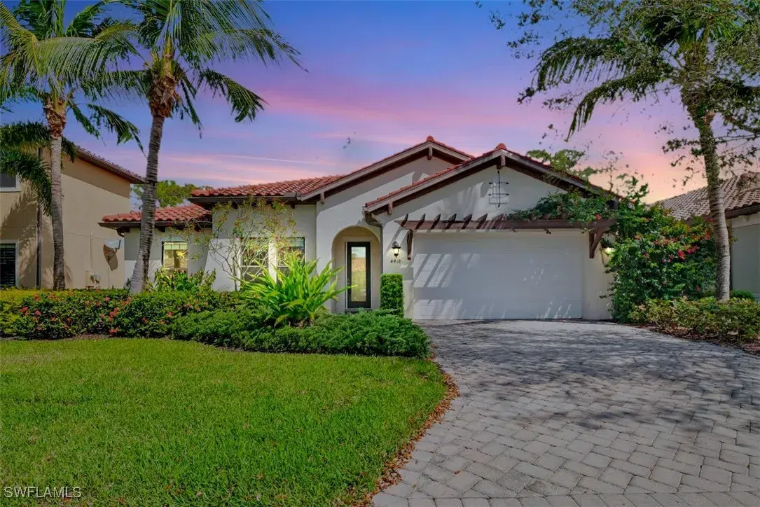 Picture of 4418 Tamarind Way, Naples, FL 34119