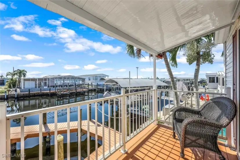 Picture of 3088 Skipper Ln, St. James City FL 33956
