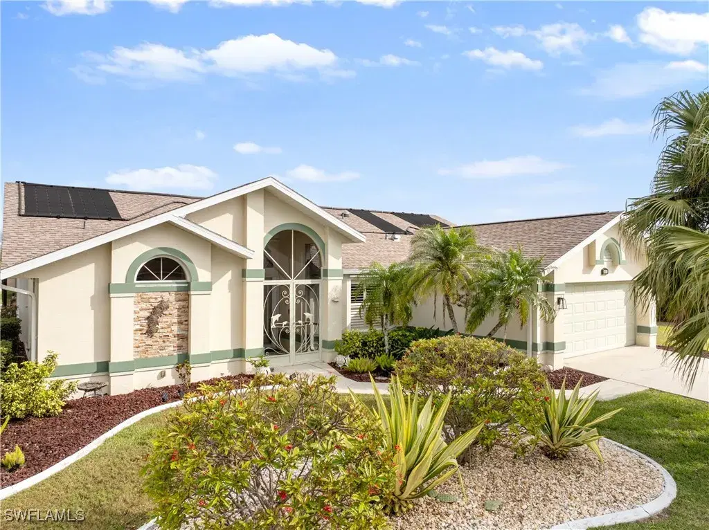 Picture of 2511 SW 35Th Ln, Cape Coral, FL 33914
