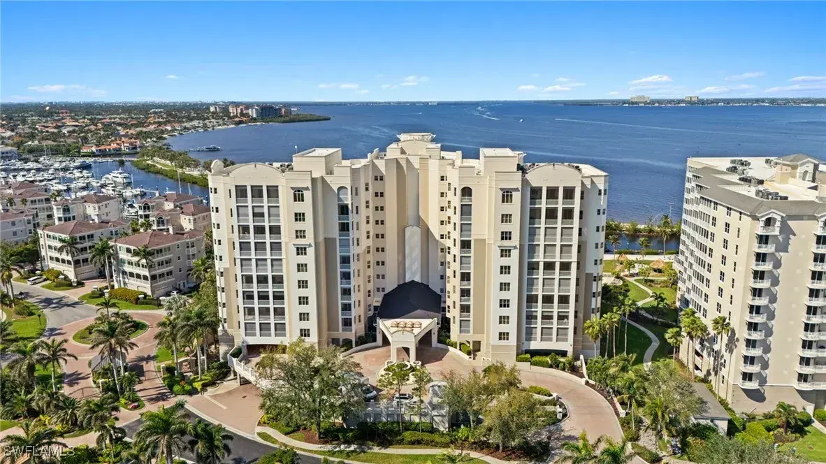 Picture of 14270 Royal Harbour Ct 319, Fort Myers, FL 33908