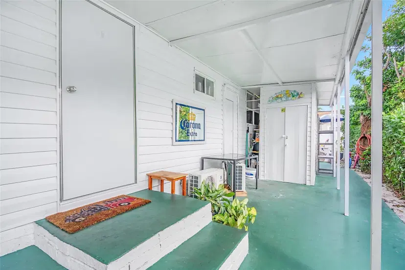 Picture of 5720 SW Cypress Dr, Fort Lauderdale FL 33312
