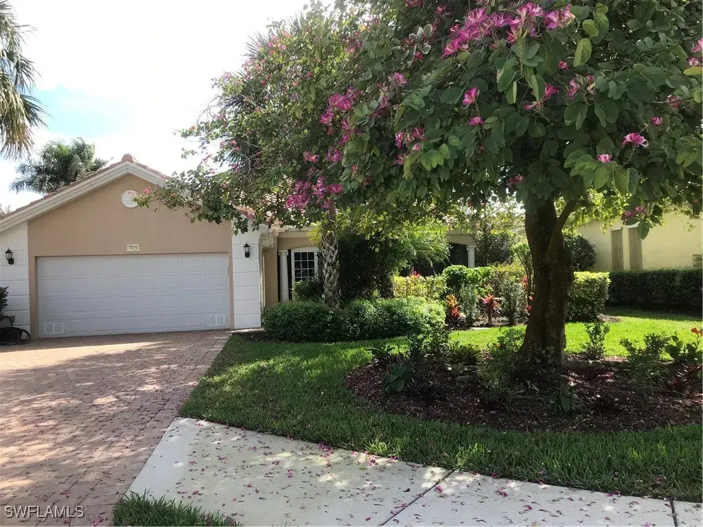 Picture of 7028 Leopardi Ct, Naples, FL 34114