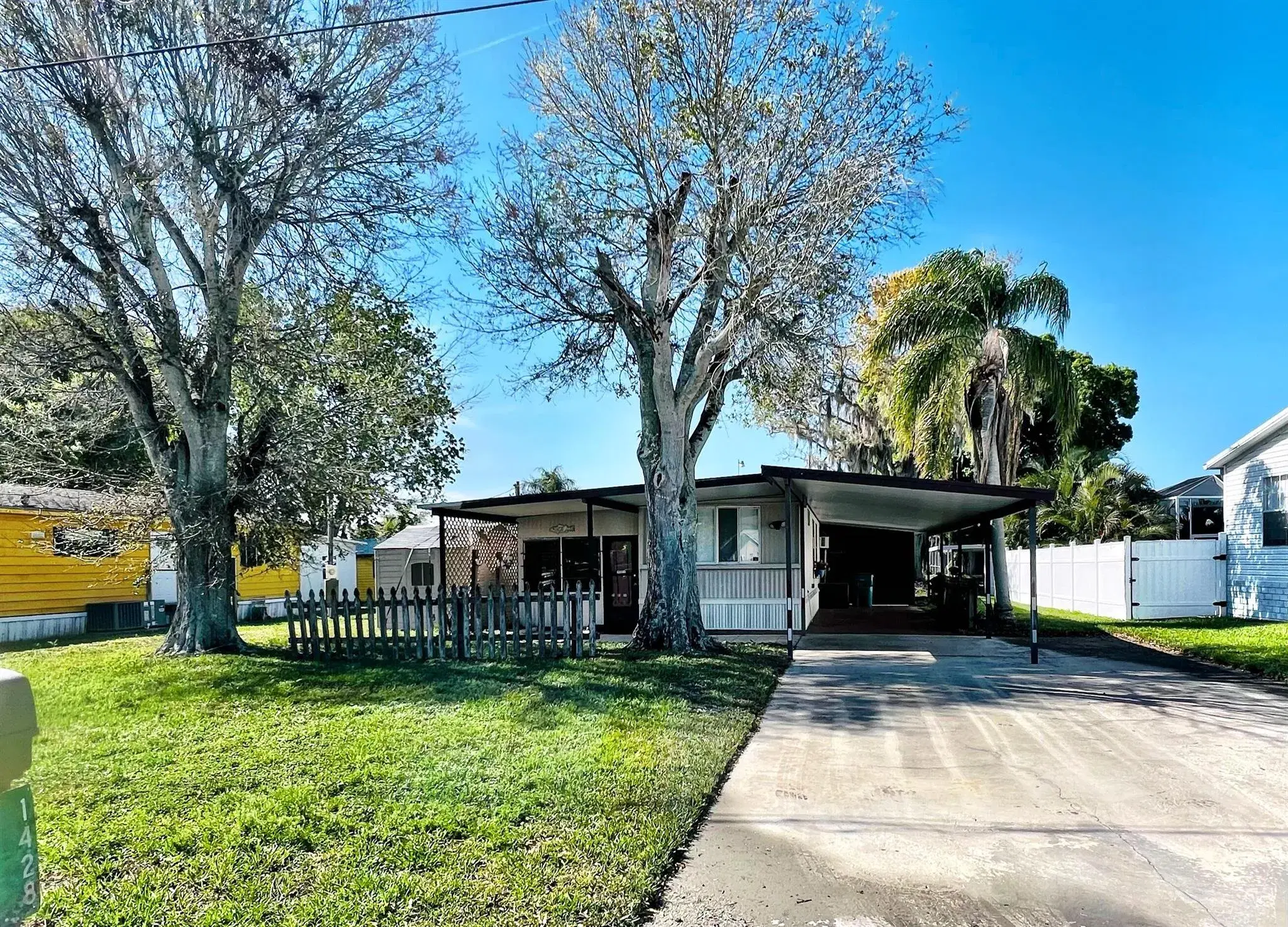 Picture of 1428 Chobee Street, Okeechobee, FL 34974