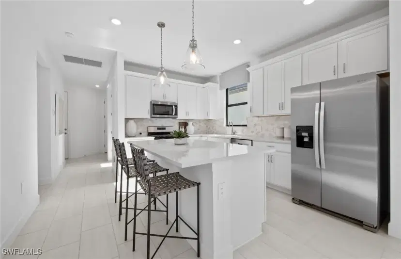Picture of 1887 Sierra Ave, Naples FL 34120