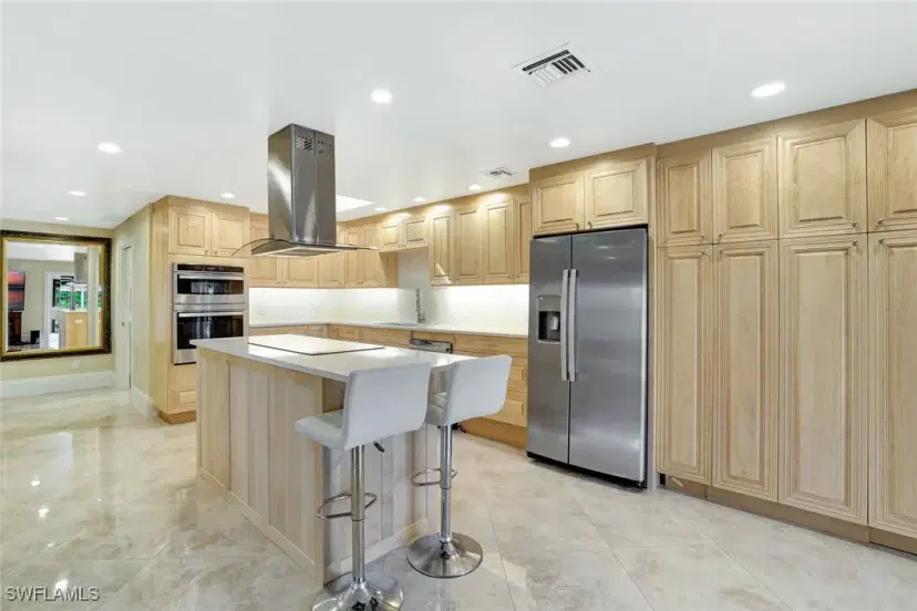 Picture of 1405 Curlew Ave 3, Naples FL 34102