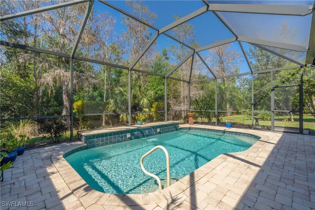 Picture of 7167 Live Oak Dr, Naples, FL 34114