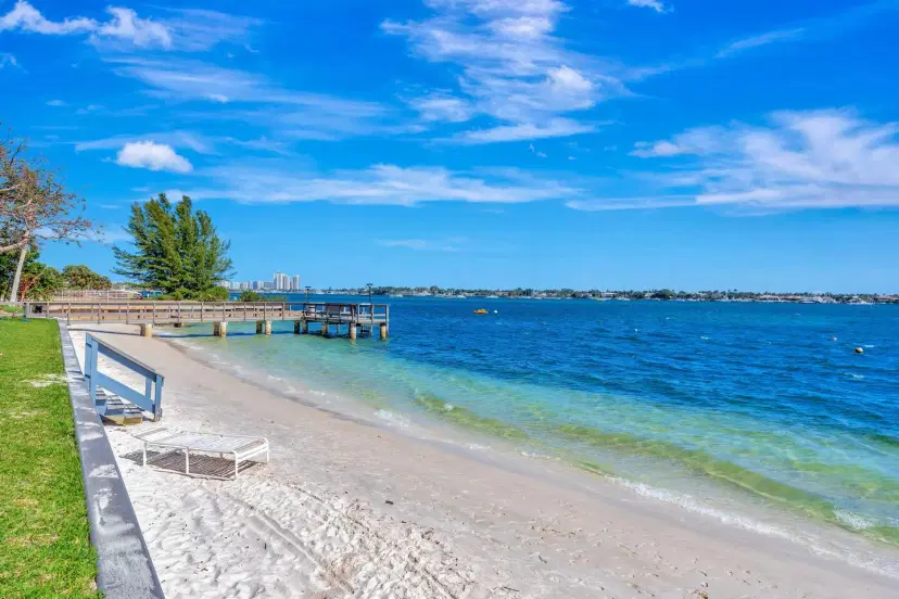 Picture of 5600 N Flagler Drive 1605, West Palm Beach FL 33407