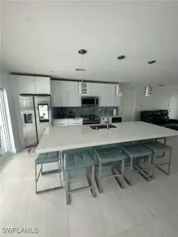 Picture of 139 San Salvador St, Naples, FL 34113