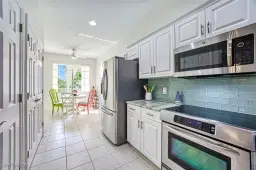 Picture of 20031 Sanibel View Cir 102, Fort Myers, FL 33908