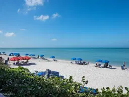 Picture of 710 Bobwhite Ln, Naples, FL 34108