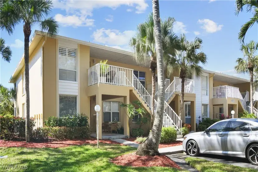Picture of 1250 Yesica Ann Cir E102, Naples FL 34110