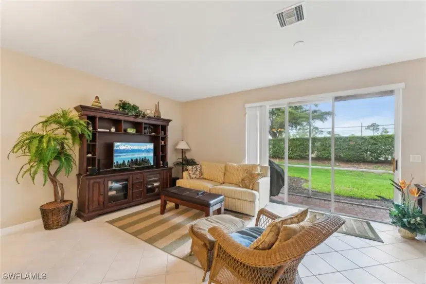 Picture of 3327 Dandolo Cir, Cape Coral FL 33909
