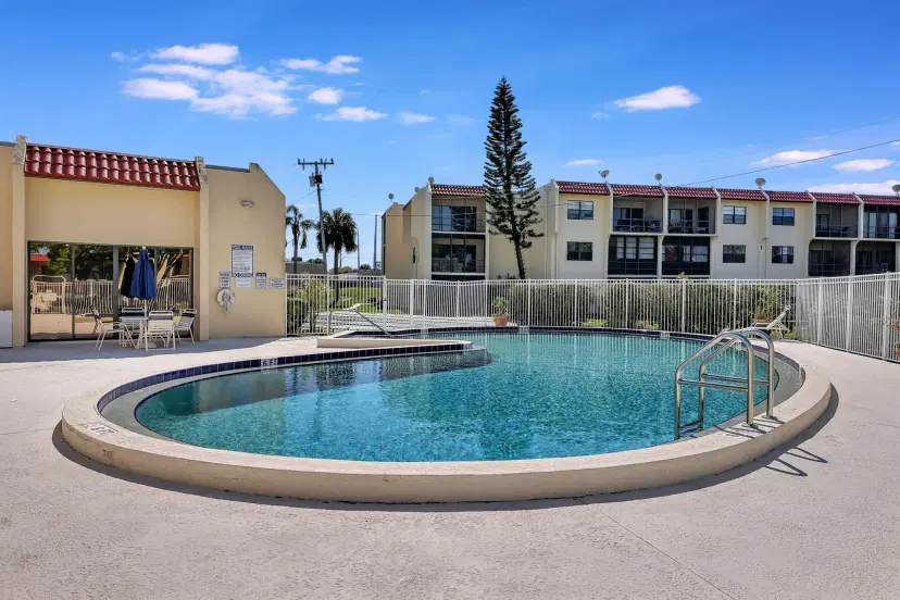 Picture of 2050 Oleander Boulevard 1 106, Fort Pierce FL 34950