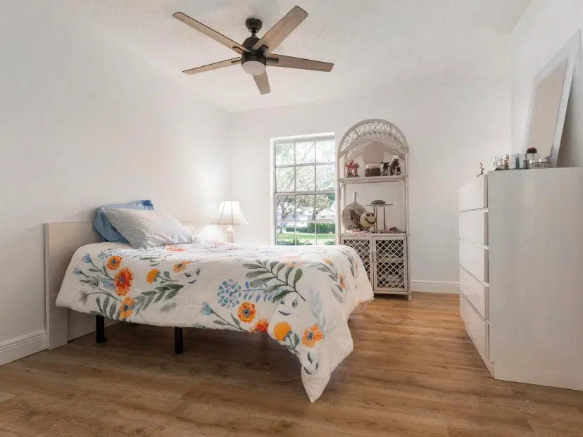 Picture of 404 Bennington Lane, Lake Worth FL 33467