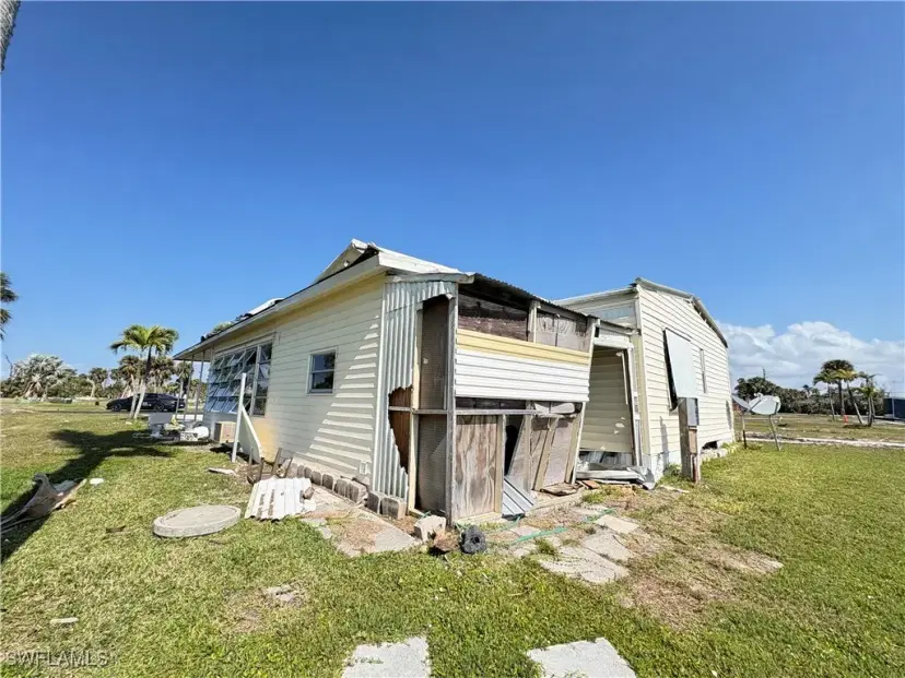Picture of 13651 Grackle Dr, Fort Myers FL 33908