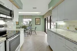 Picture of 6 Clubhouse Lane, Boynton Beach, FL 33436