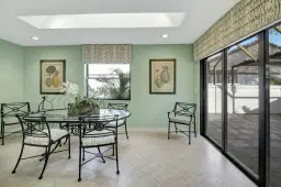 Picture of 6 Clubhouse Lane, Boynton Beach, FL 33436