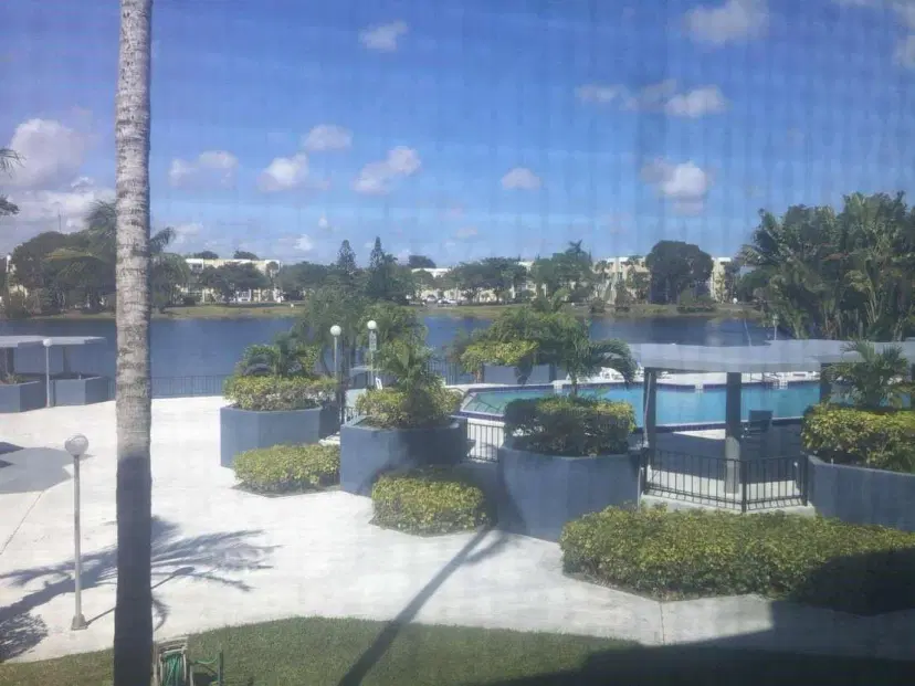 Picture of 877 NE 195Th St 217, Miami FL 33179