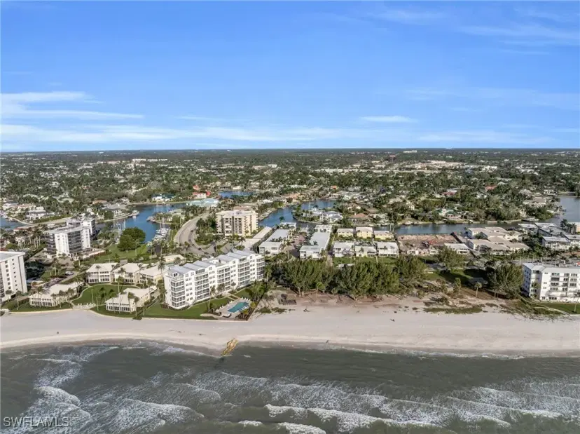 Picture of 2100 Gulf Shore Blvd N 206, Naples FL 34102
