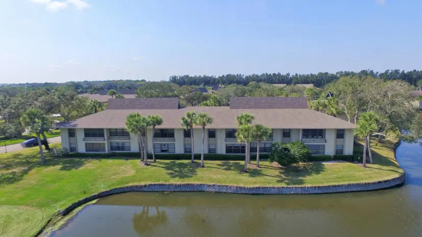 Picture of 3 Plantation Drive 102, Vero Beach FL 32966