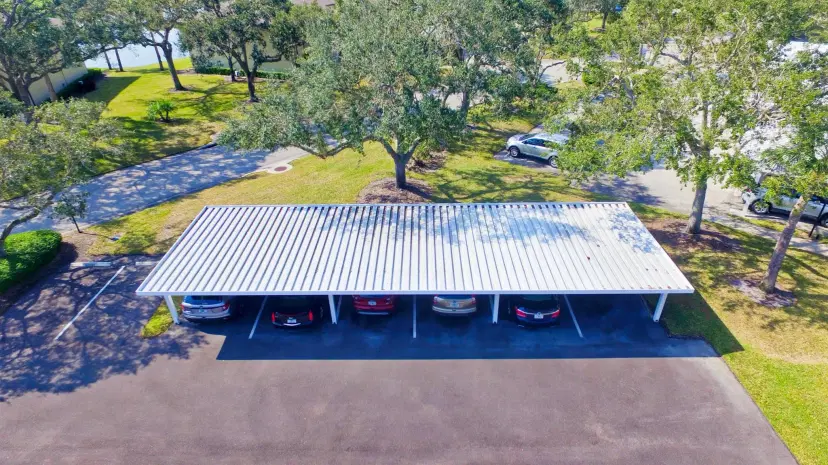 Picture of 3 Plantation Drive 102, Vero Beach FL 32966