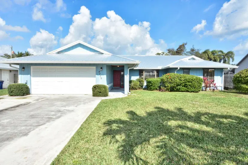 Picture of 4709 SE Quail Trail, Stuart FL 34997