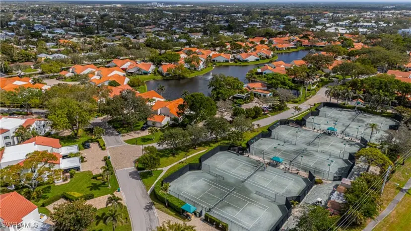 Picture of 589 Beachwalk Cir P102, Naples FL 34108