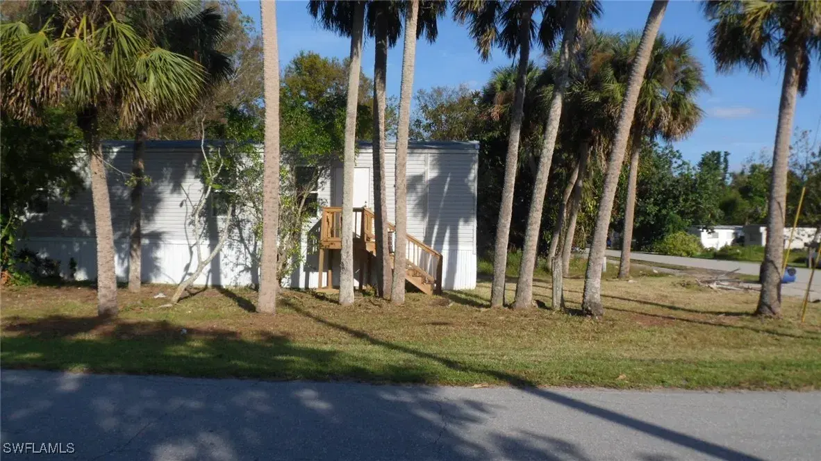 Picture of 370 San Bernardino St, North Fort Myers, FL 33903