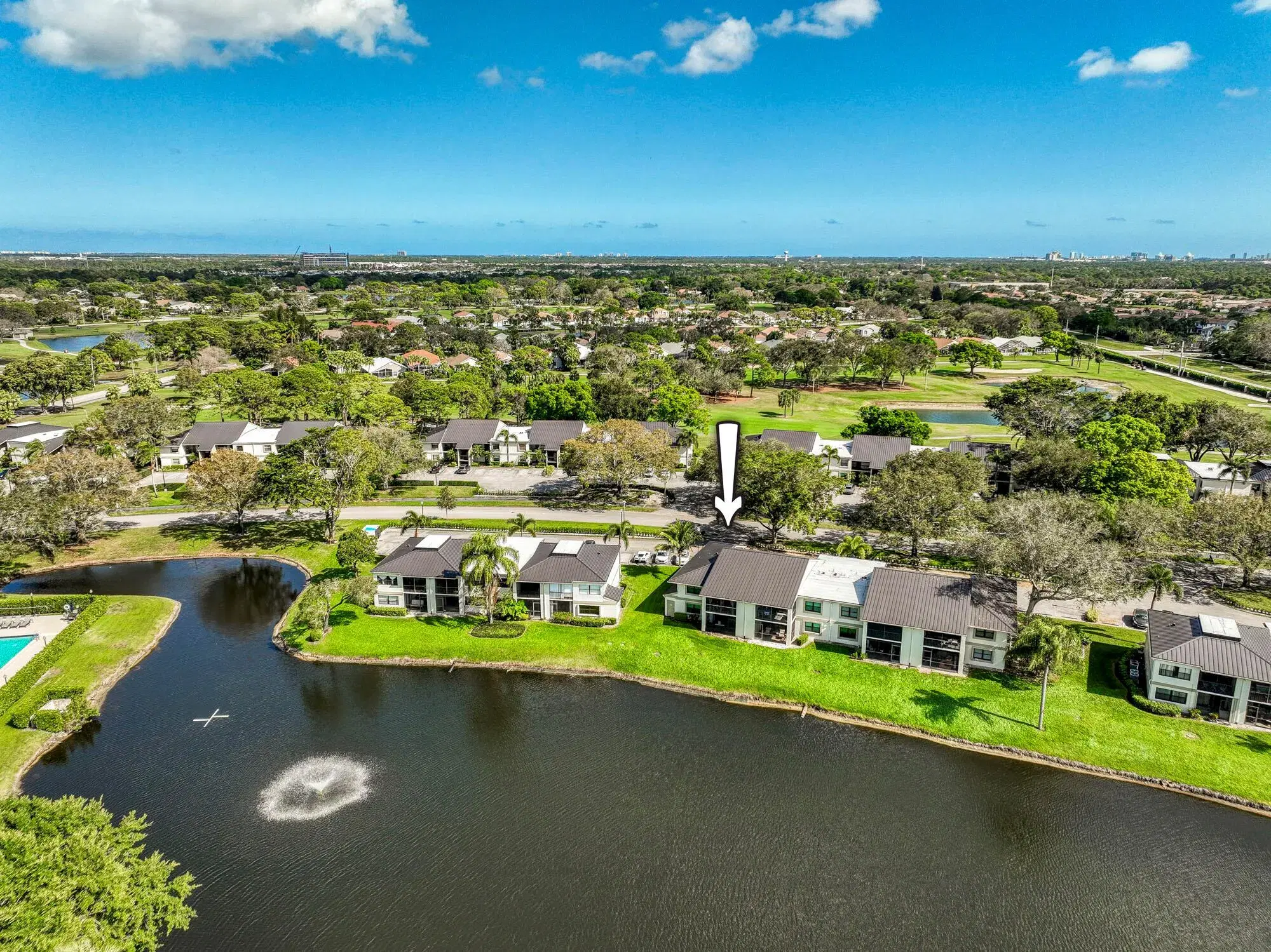 Picture of 12871 Briarlake Drive 204, Palm Beach Gardens, FL 33418