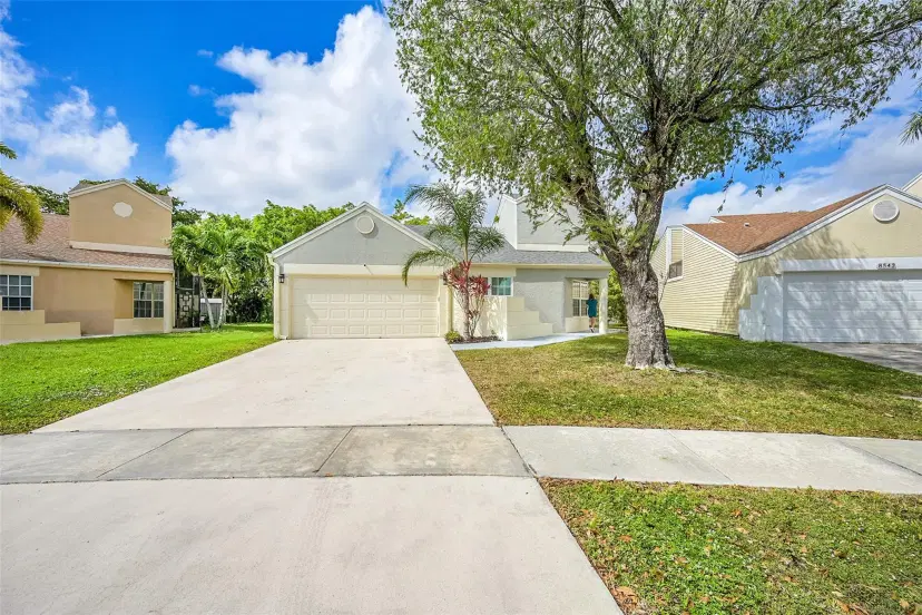 Picture of 8547 Dynasty Dr, Boca Raton FL 33433
