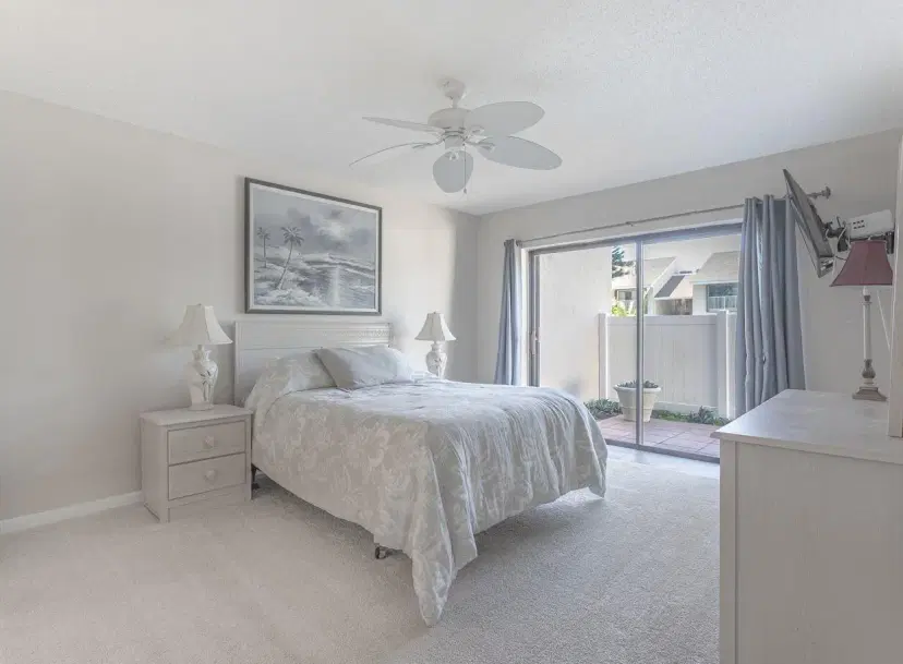 Picture of 3212 S Lakeview Circle Ne 10104, Fort Pierce FL 34949