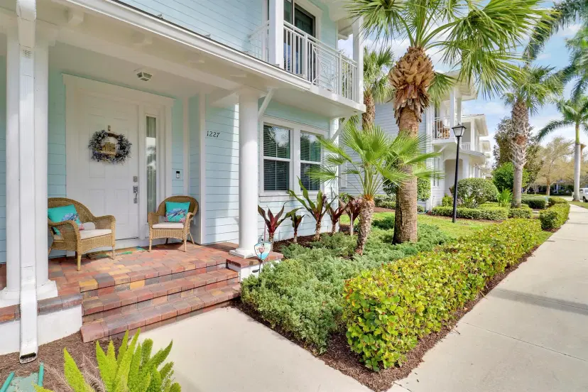 Picture of 1227 N Community Drive, Jupiter FL 33458