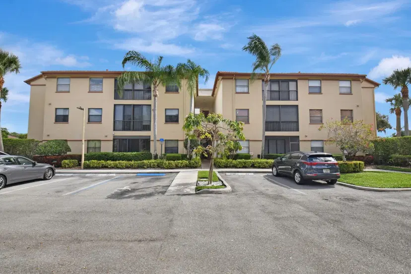 Picture of 5099 Splendido Court O, Boynton Beach FL 33437