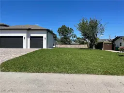 Picture of 725 Monterey Ave, Cape Coral, FL 33904