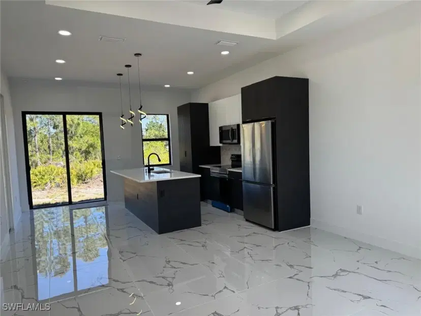 Picture of 607 E 8Th St, Lehigh Acres FL 33972