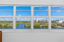 Picture of 1170 N Federal Highway 702, Fort Lauderdale, FL 33304